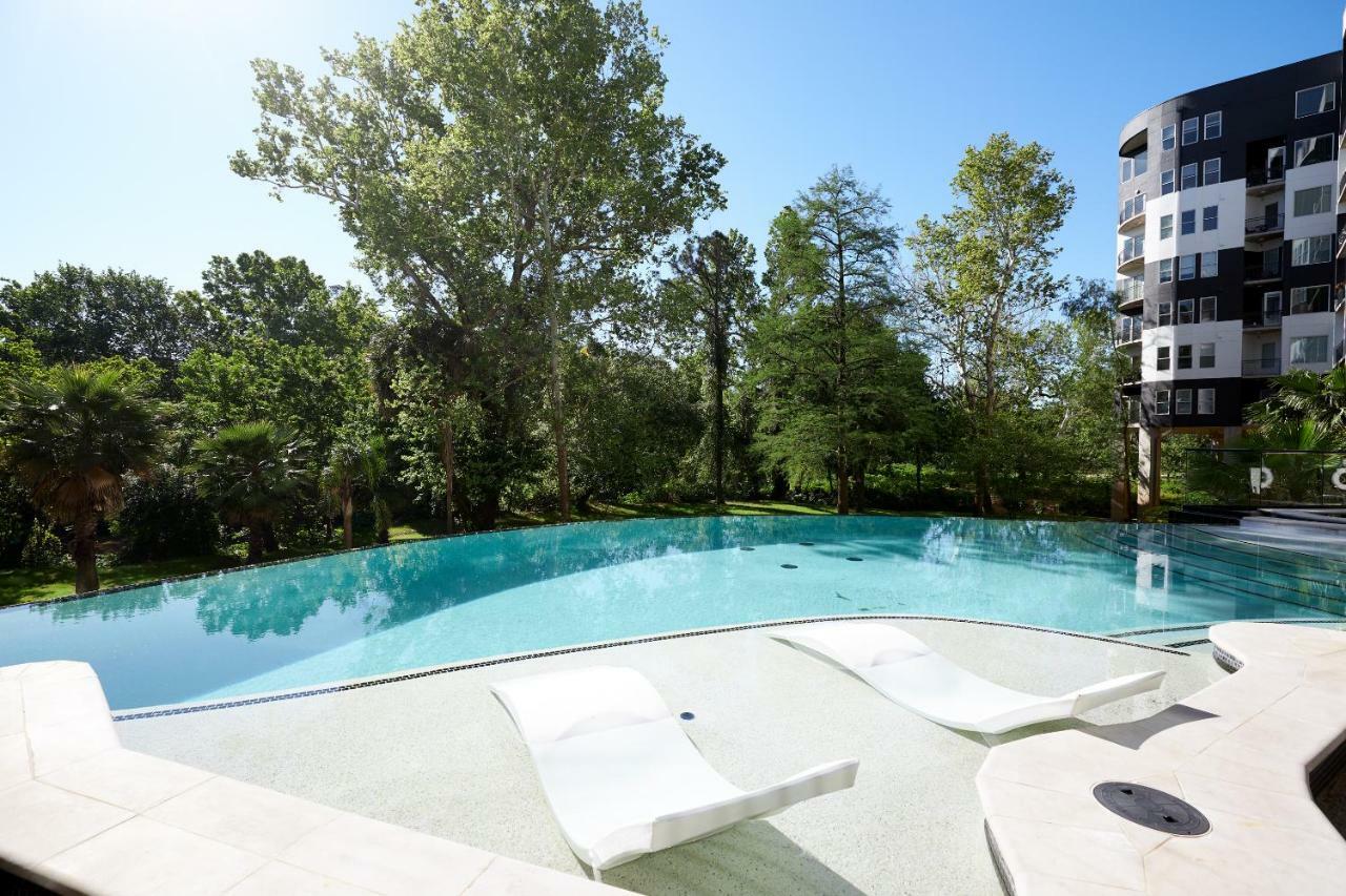 Sonder At Bayou On The Bend Aparthotel Houston Exterior photo